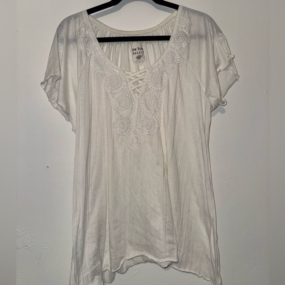 🎉White Flutter Sleeve Blouse